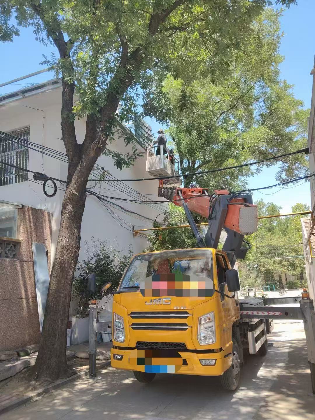 阜新高空作业车能吊装重物吗？最大承载多少公斤？