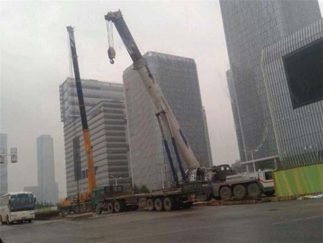 阜新“自动找平”—— 吊车的 “平地神器” 技术