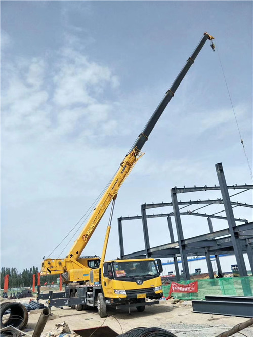 阜新超高层建筑钢结构吊装案例